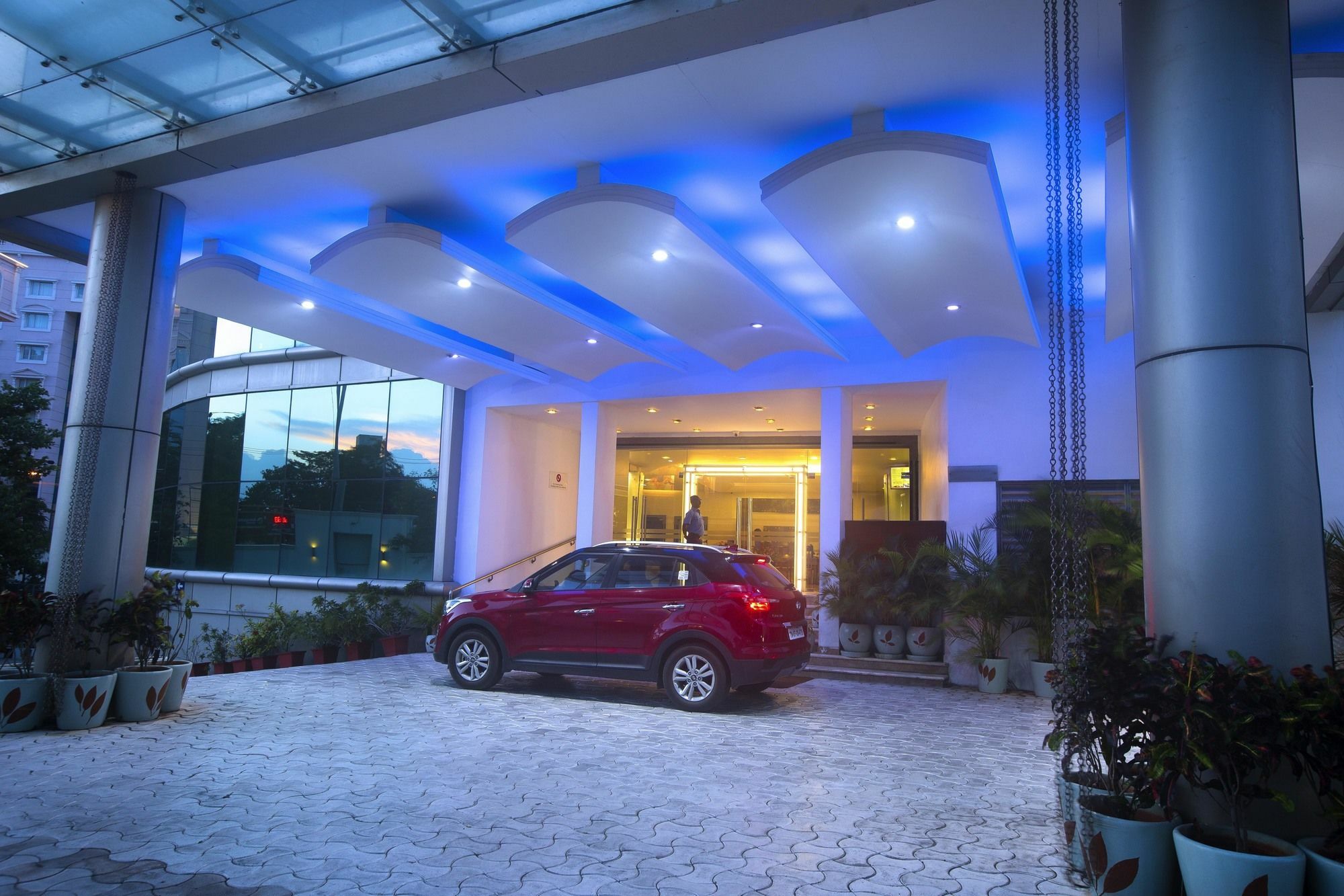 Hotel Atithi Пондичери Екстериор снимка